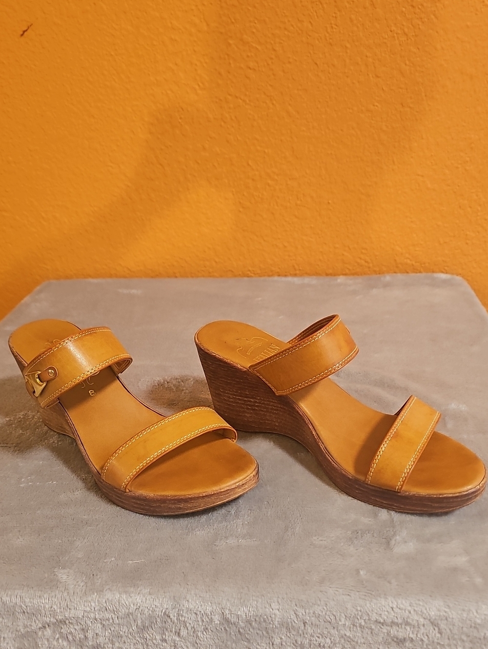 Women’s Tan Leather Wedge Sandals - Classic Slide Wedges